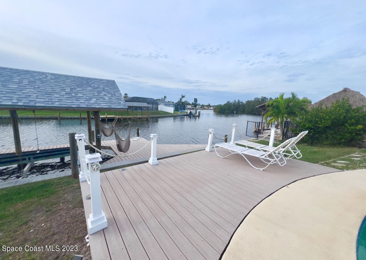 380 Diana Boulevard photo 4