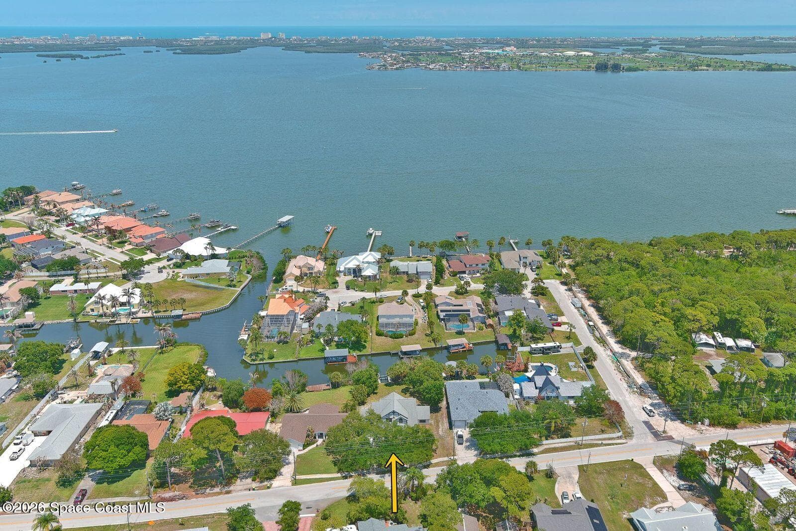 2080 Newfound Harbor Drive photo 2