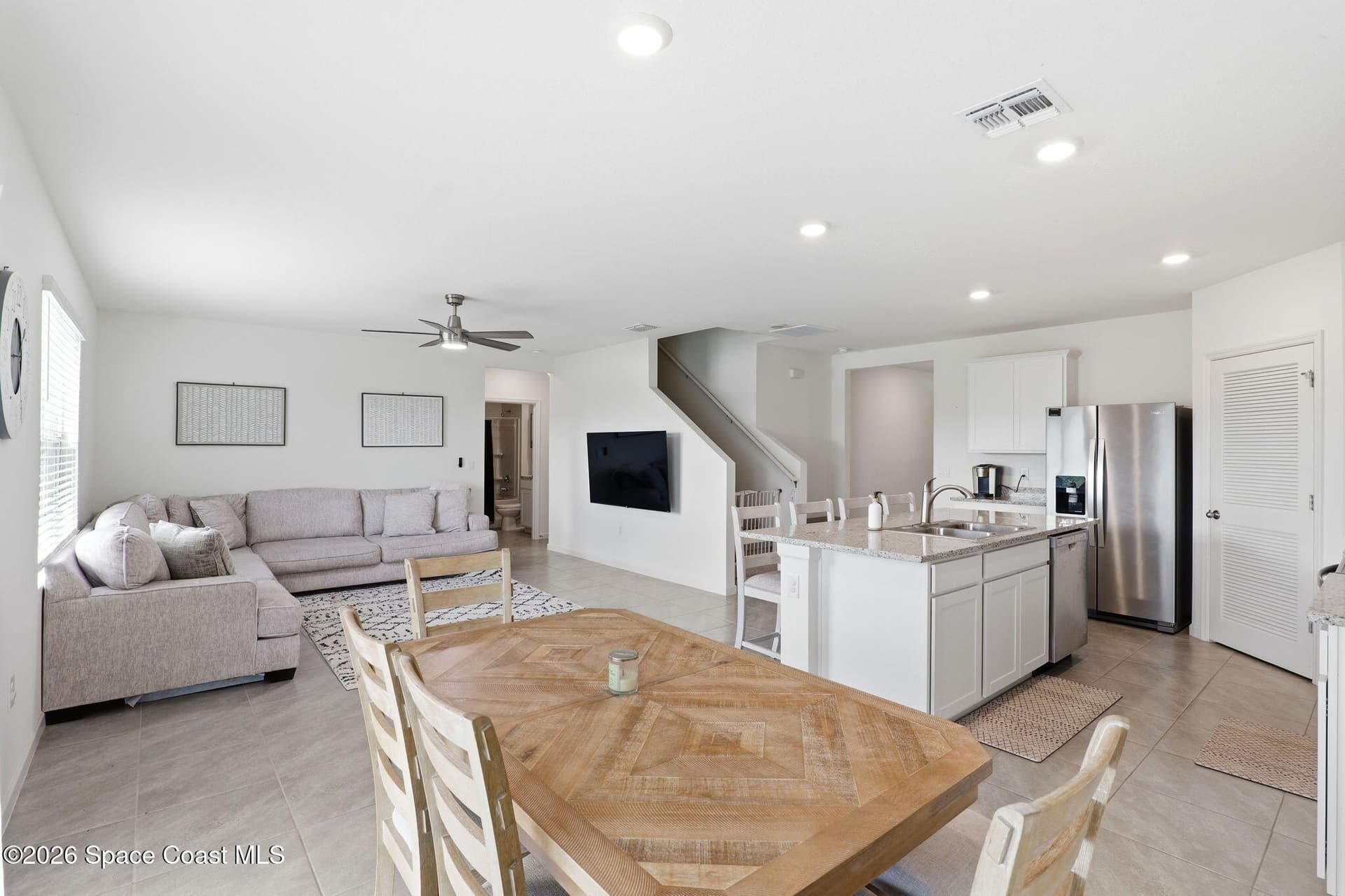 1026 Dugan Circle SE photo 8