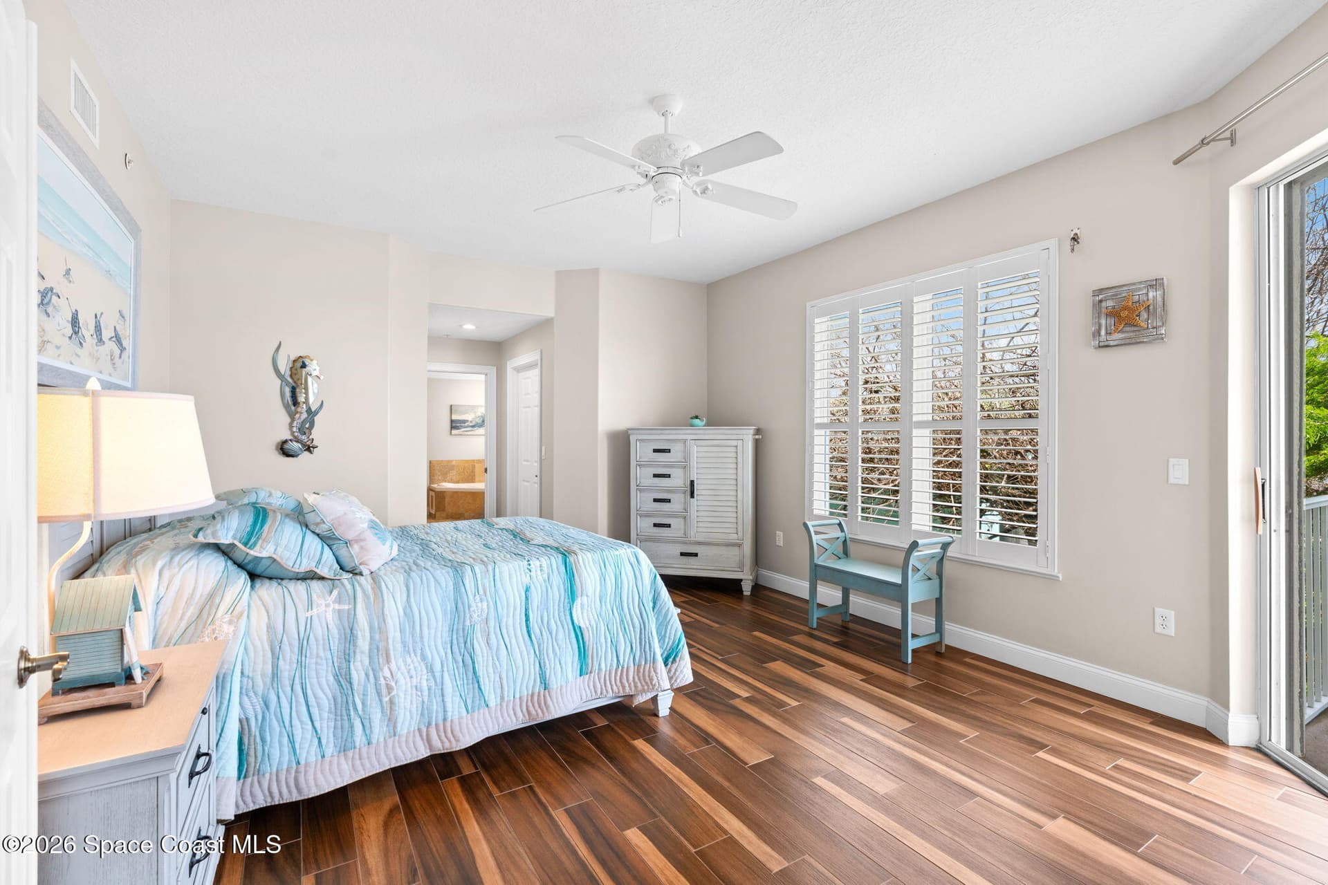 4007 N Harbor City Boulevard 205 photo 17