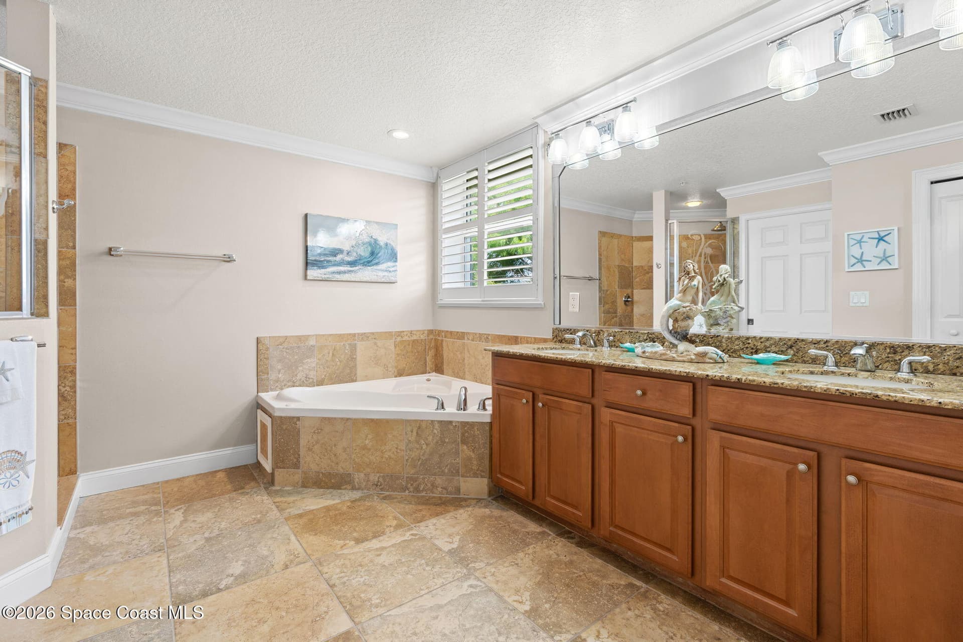 4007 N Harbor City Boulevard 205 photo 19