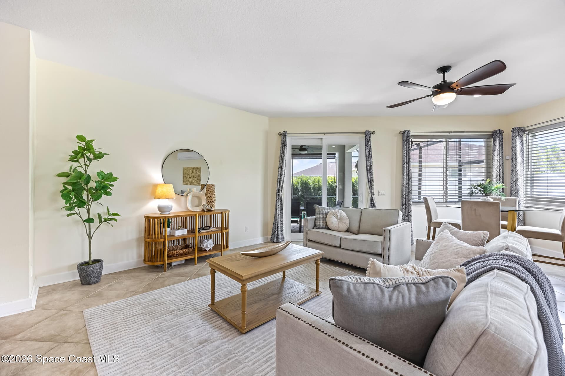 102 Salazar Lane photo 6