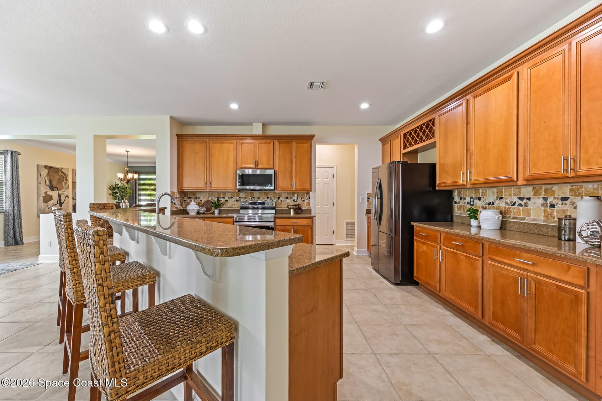 102 Salazar Lane photo 8