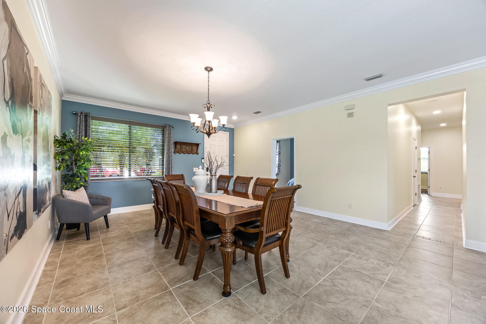 102 Salazar Lane photo 17