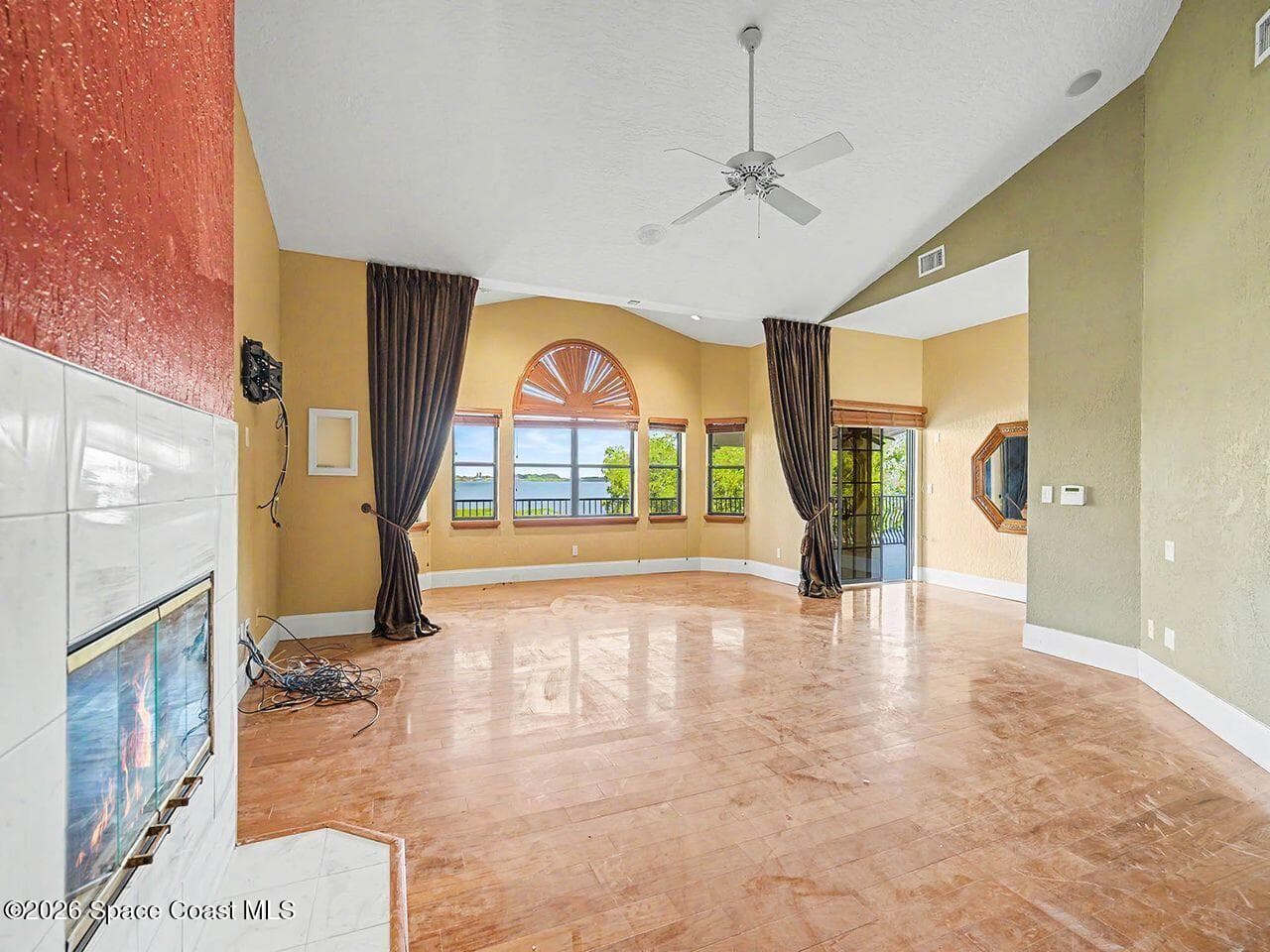 484 Lanternback Island Drive photo 22