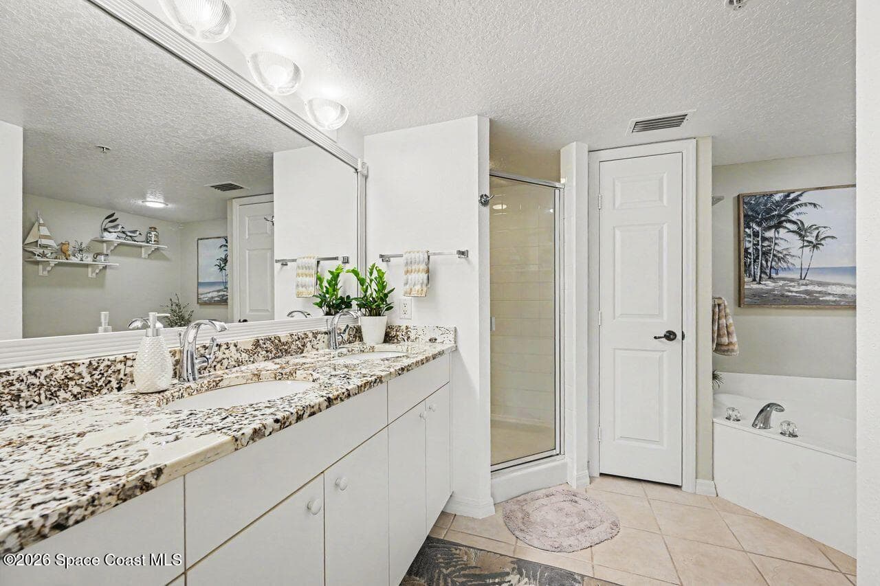 8941 Lake Drive 202 photo 20