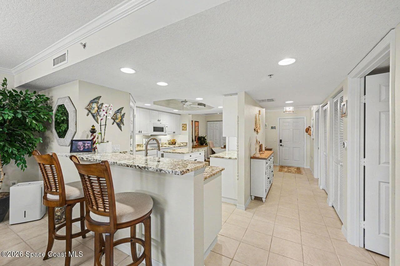 8941 Lake Drive 202 photo 9