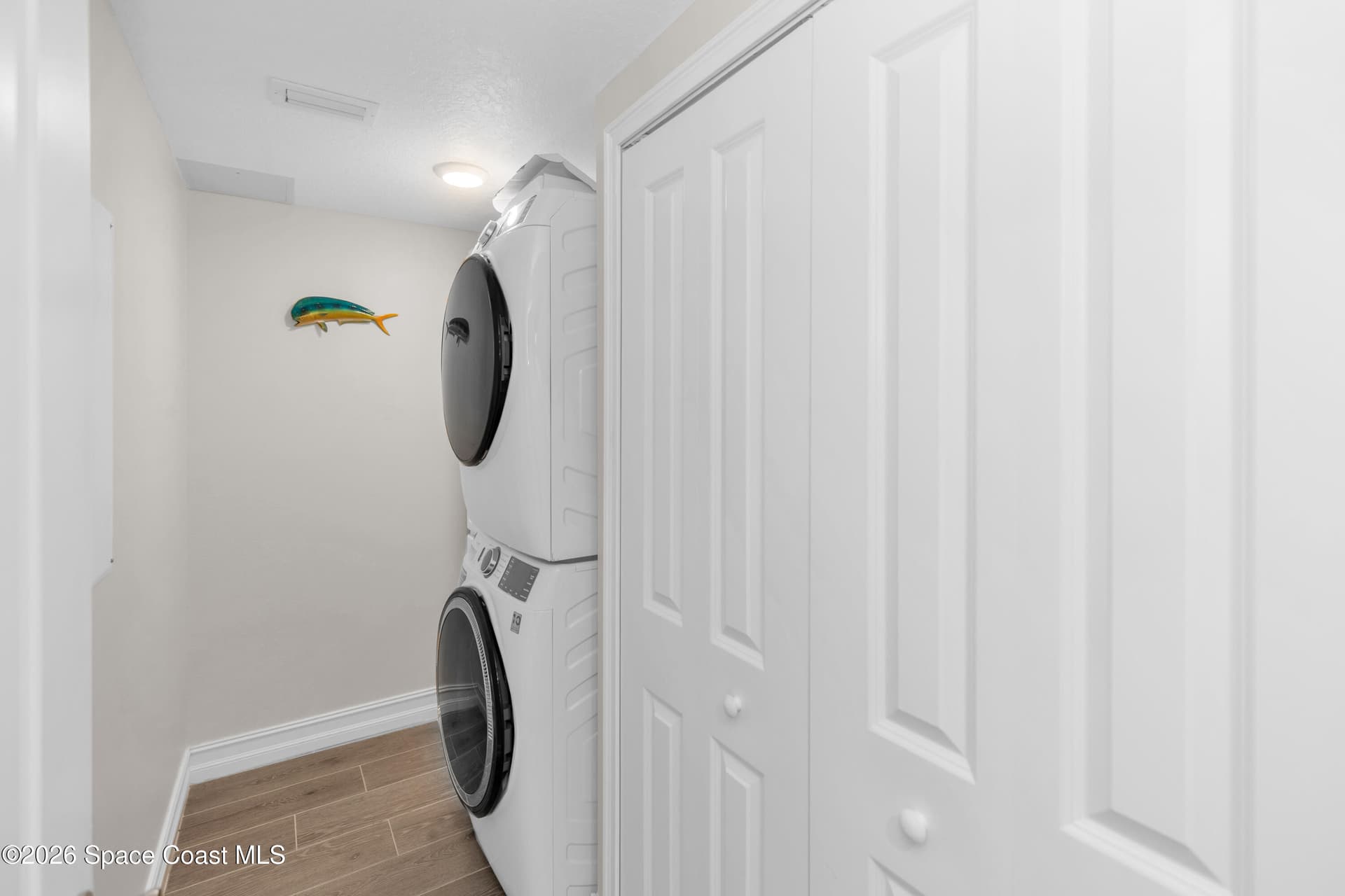 1805 Riverside Drive 506 photo 19