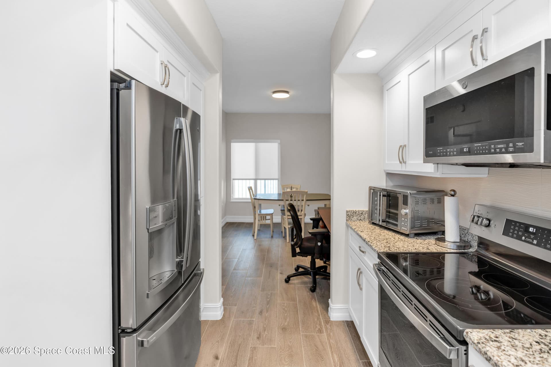 1805 Riverside Drive 506 photo 9