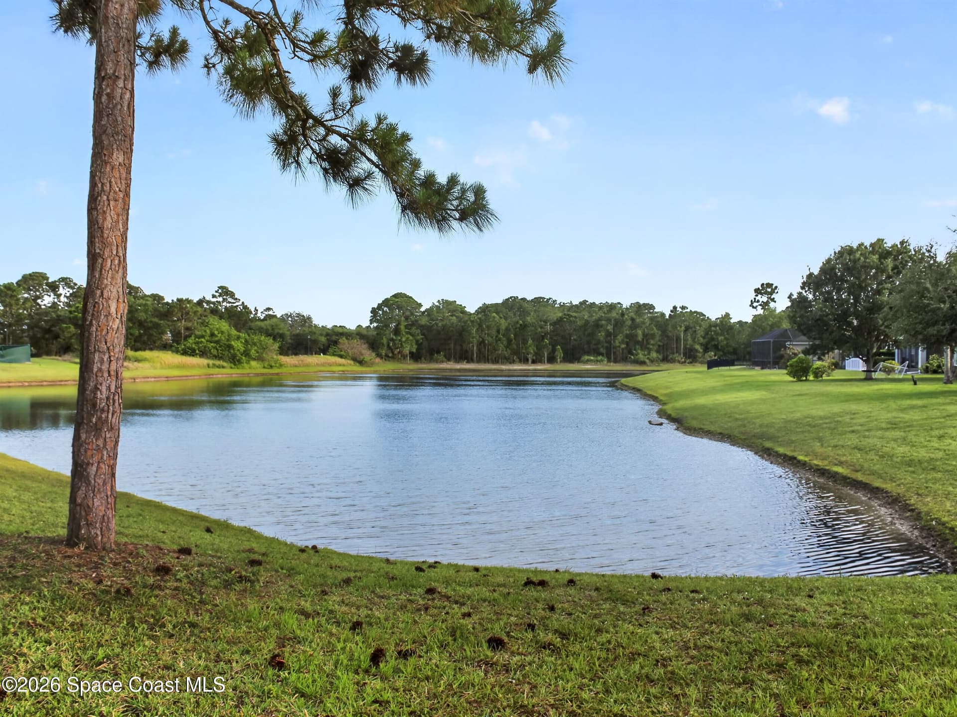 376 Broyles Drive SE photo 3