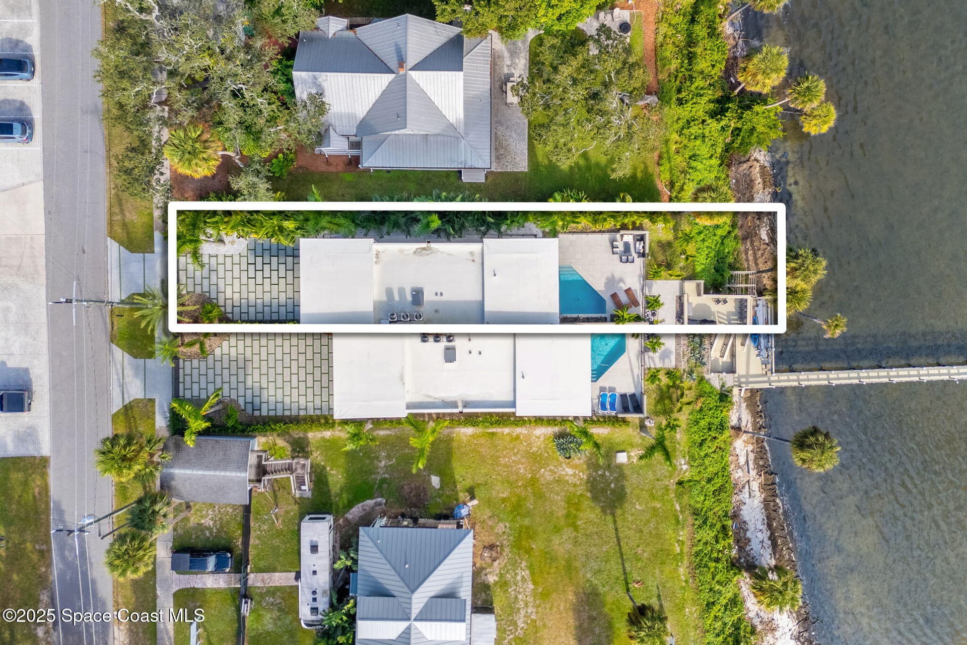 1807, 1809 Riverview Drive photo 11