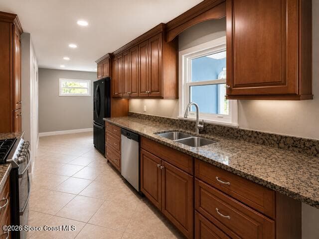 1592 Coral Street photo 9