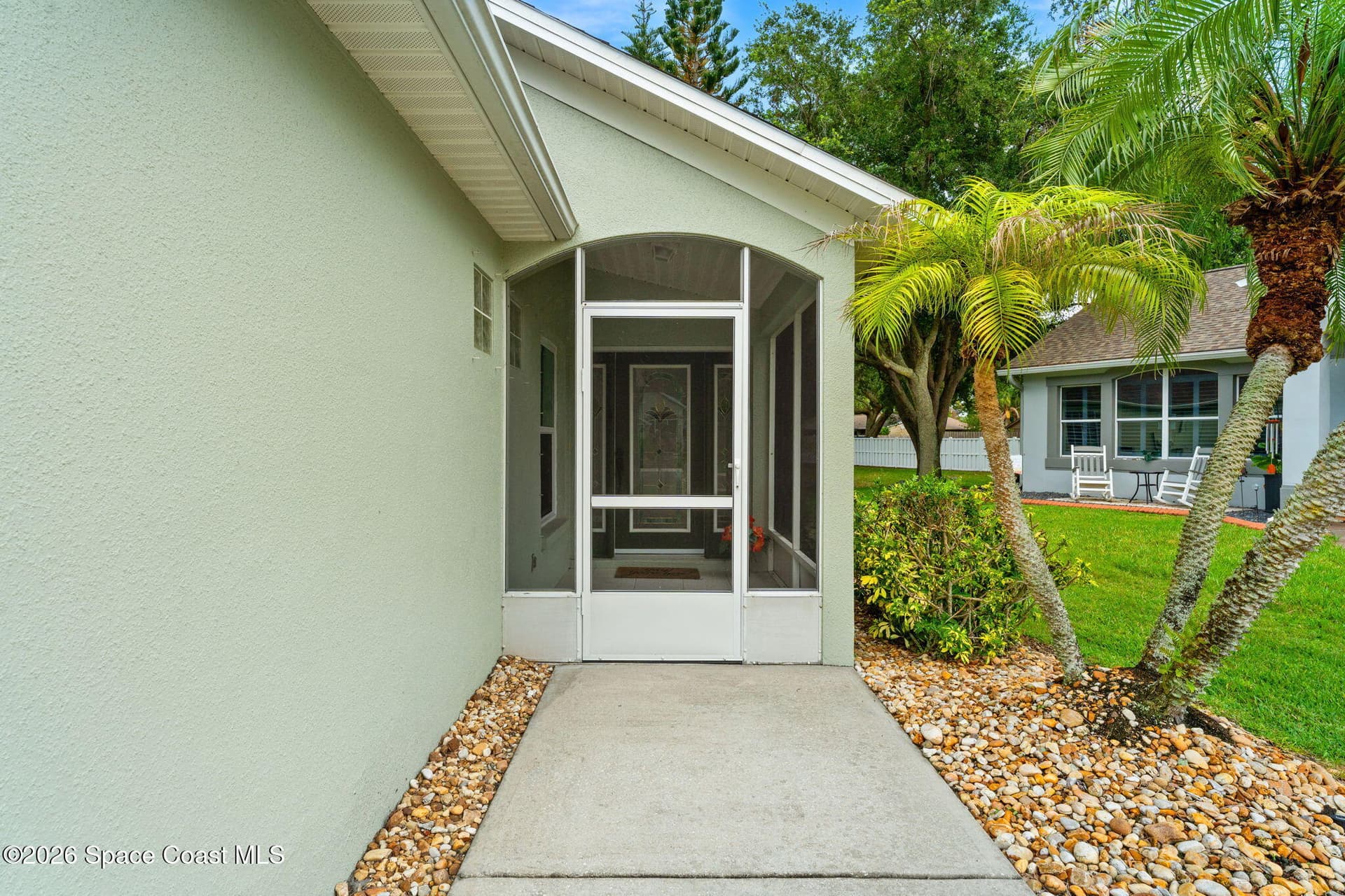 685 Naples Court photo 5