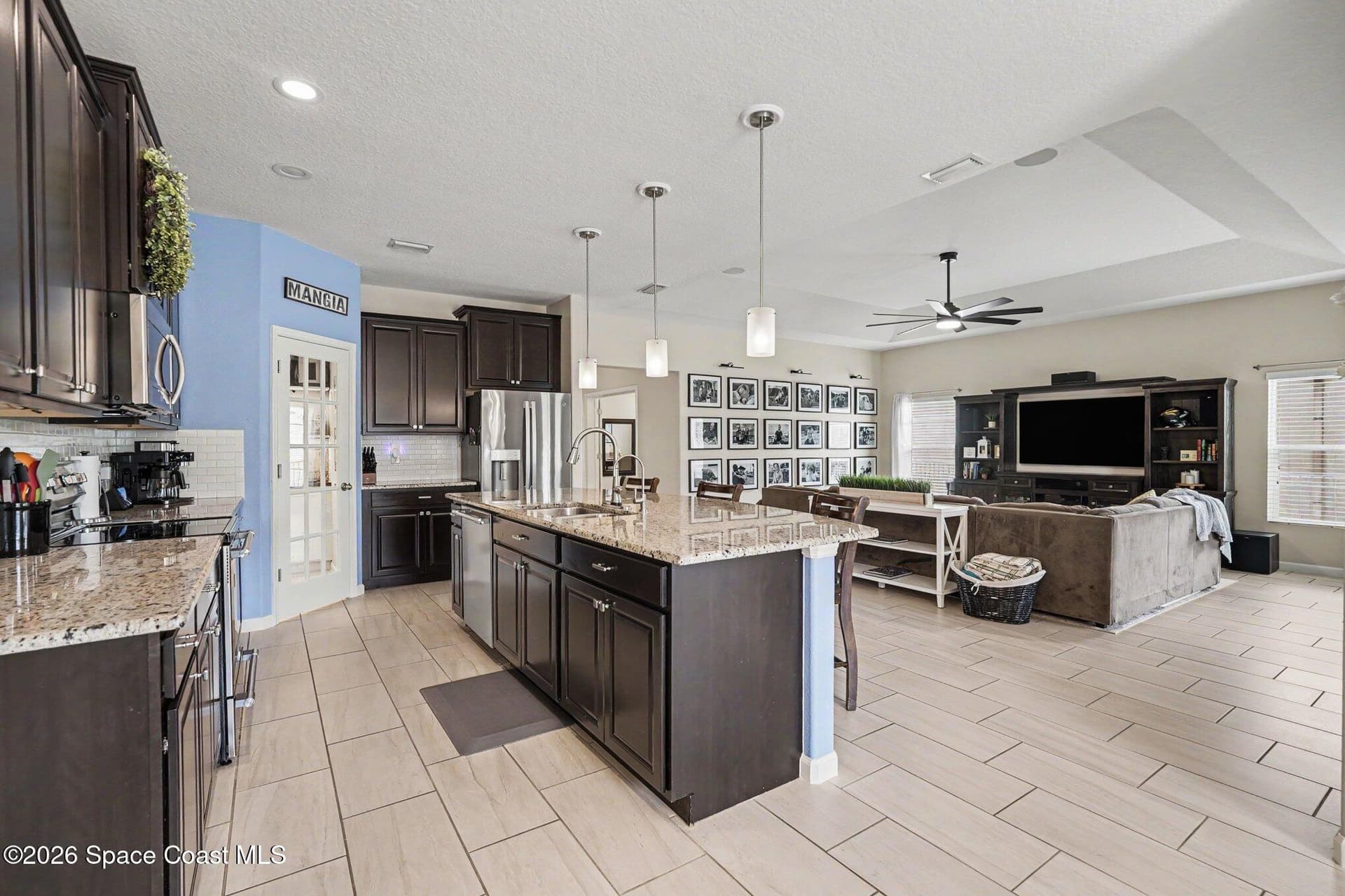 3181 Watergrass Street photo 3