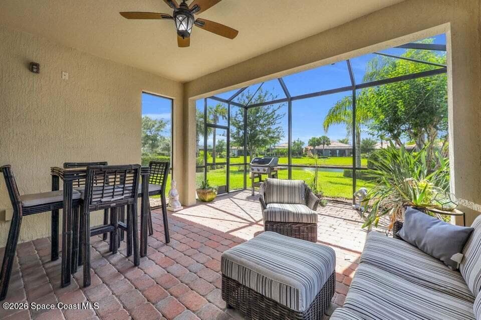 5040 Pendelton Square photo 24