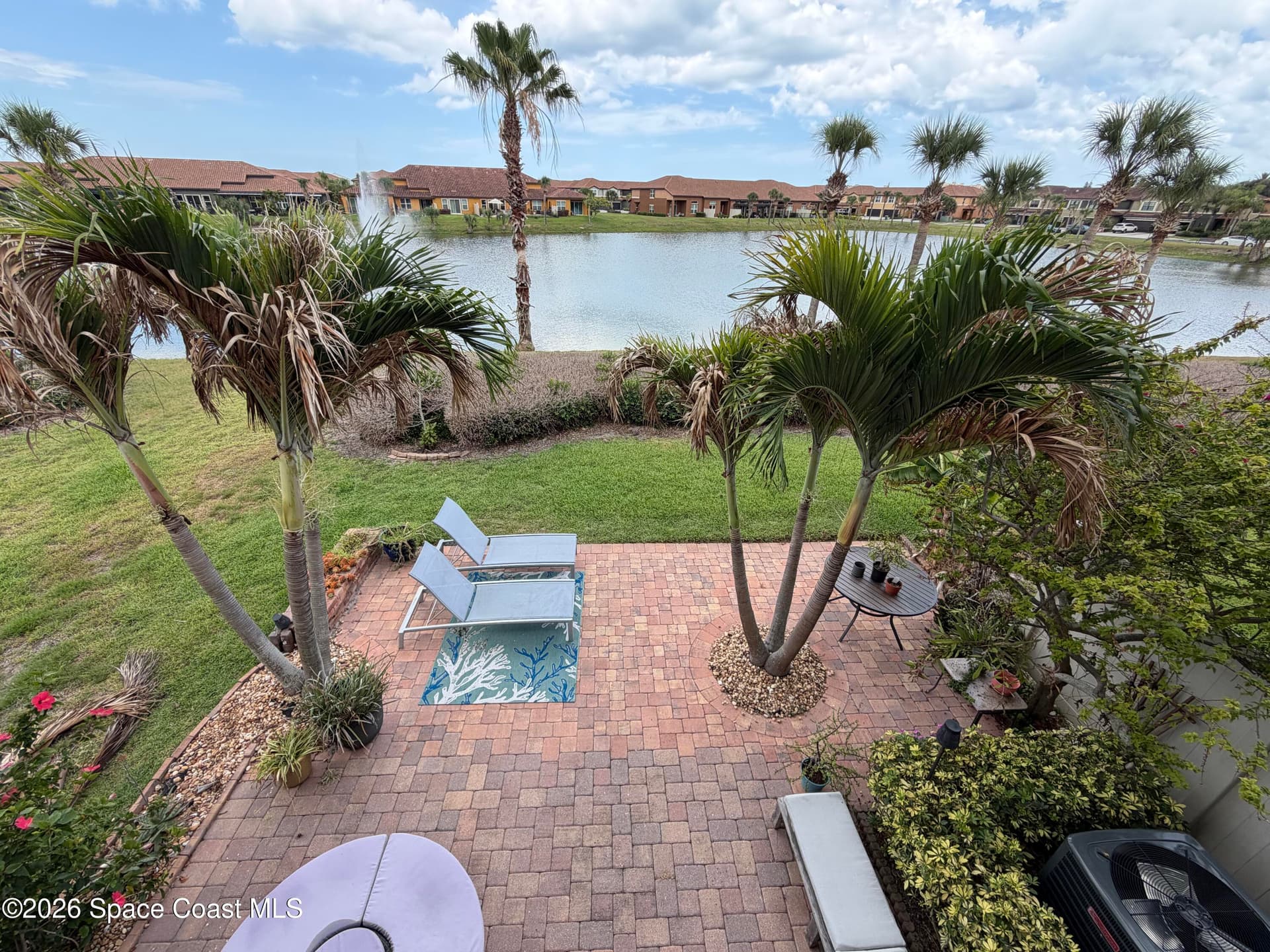 747 Ventura Drive photo 16