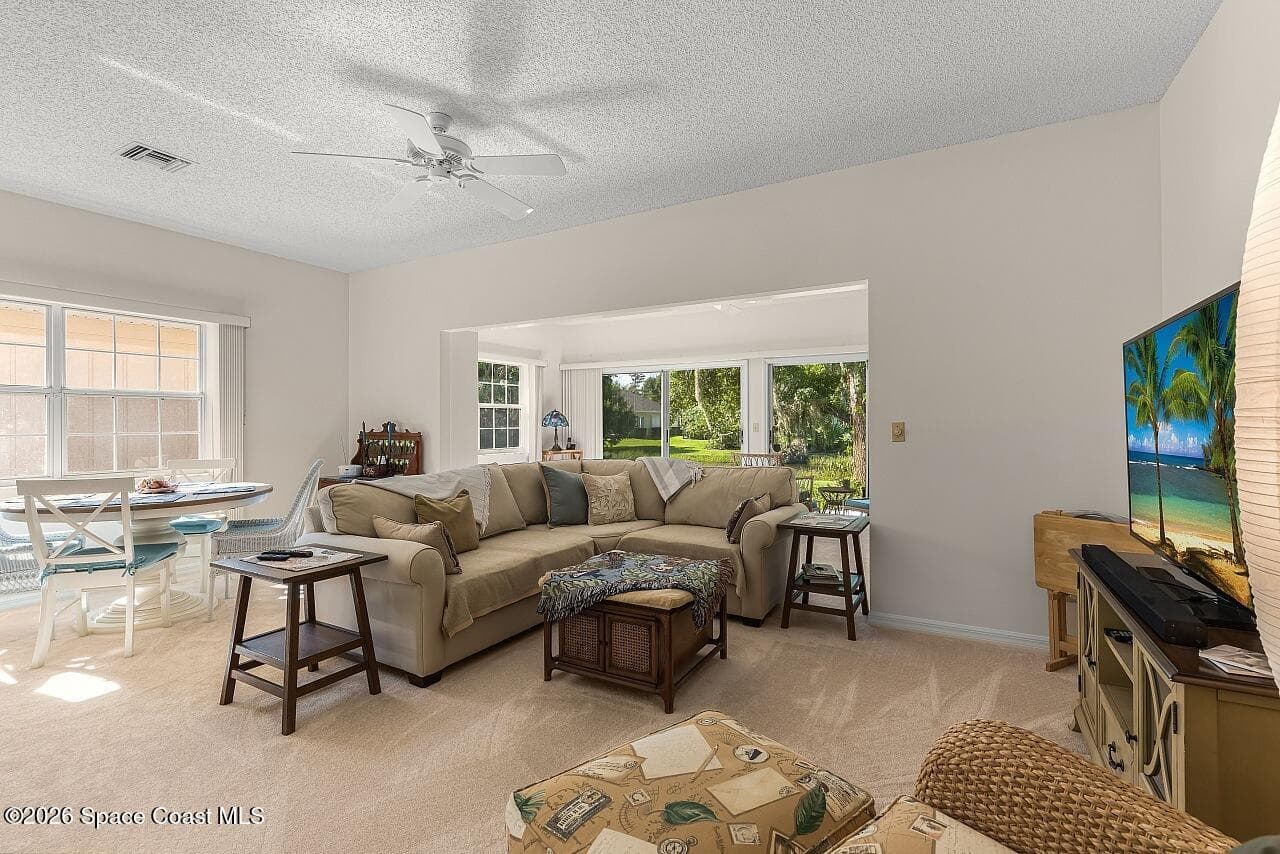 431 Tamarind Place photo 5