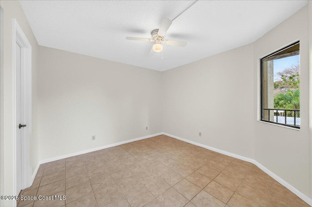 1480 Roosevelt Avenue 201 photo 23