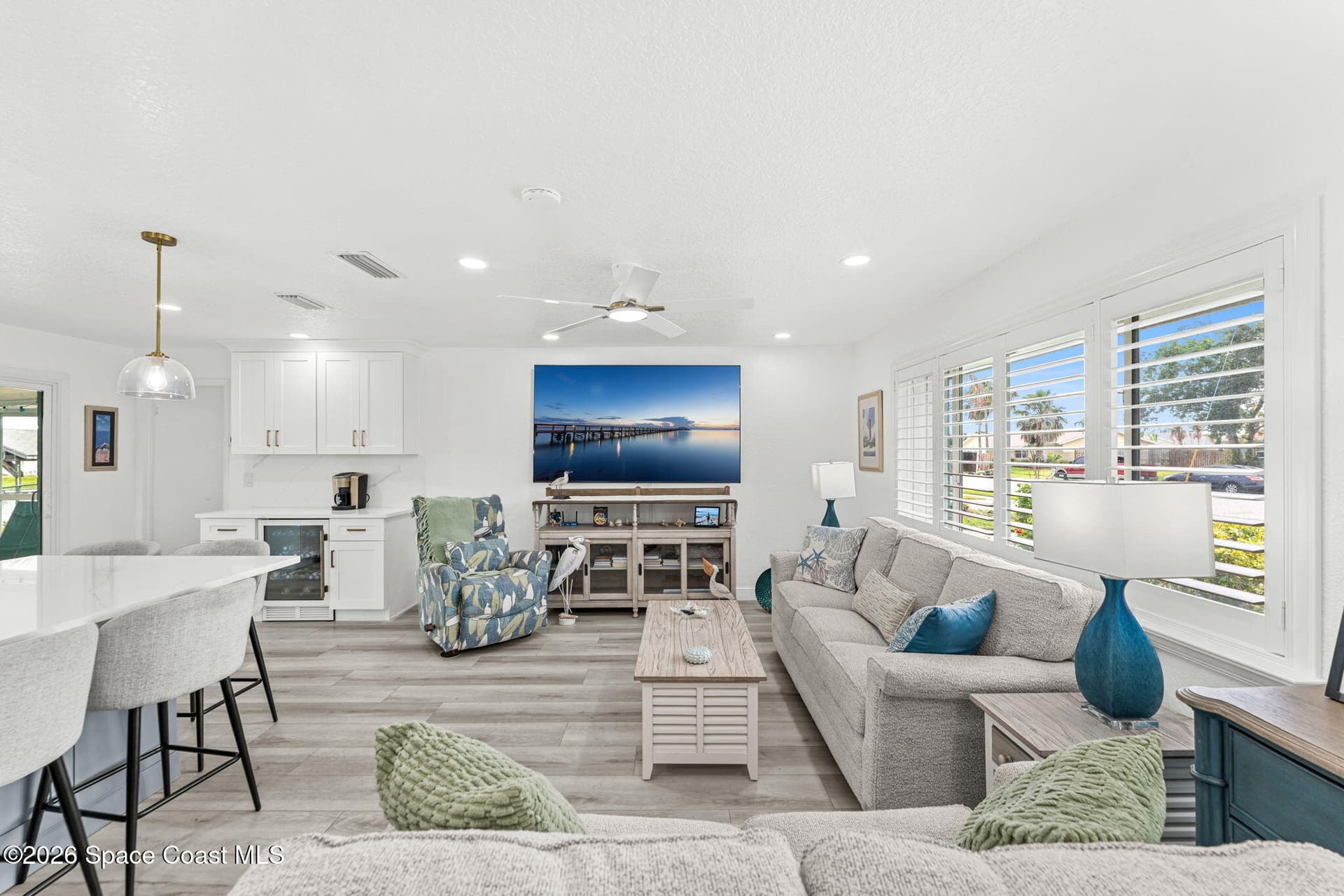 360 Diana Boulevard photo 15