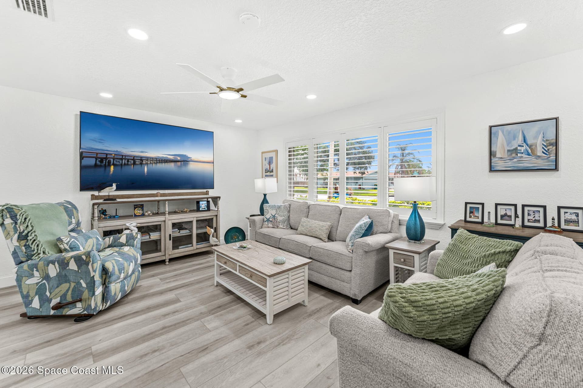 360 Diana Boulevard photo 16