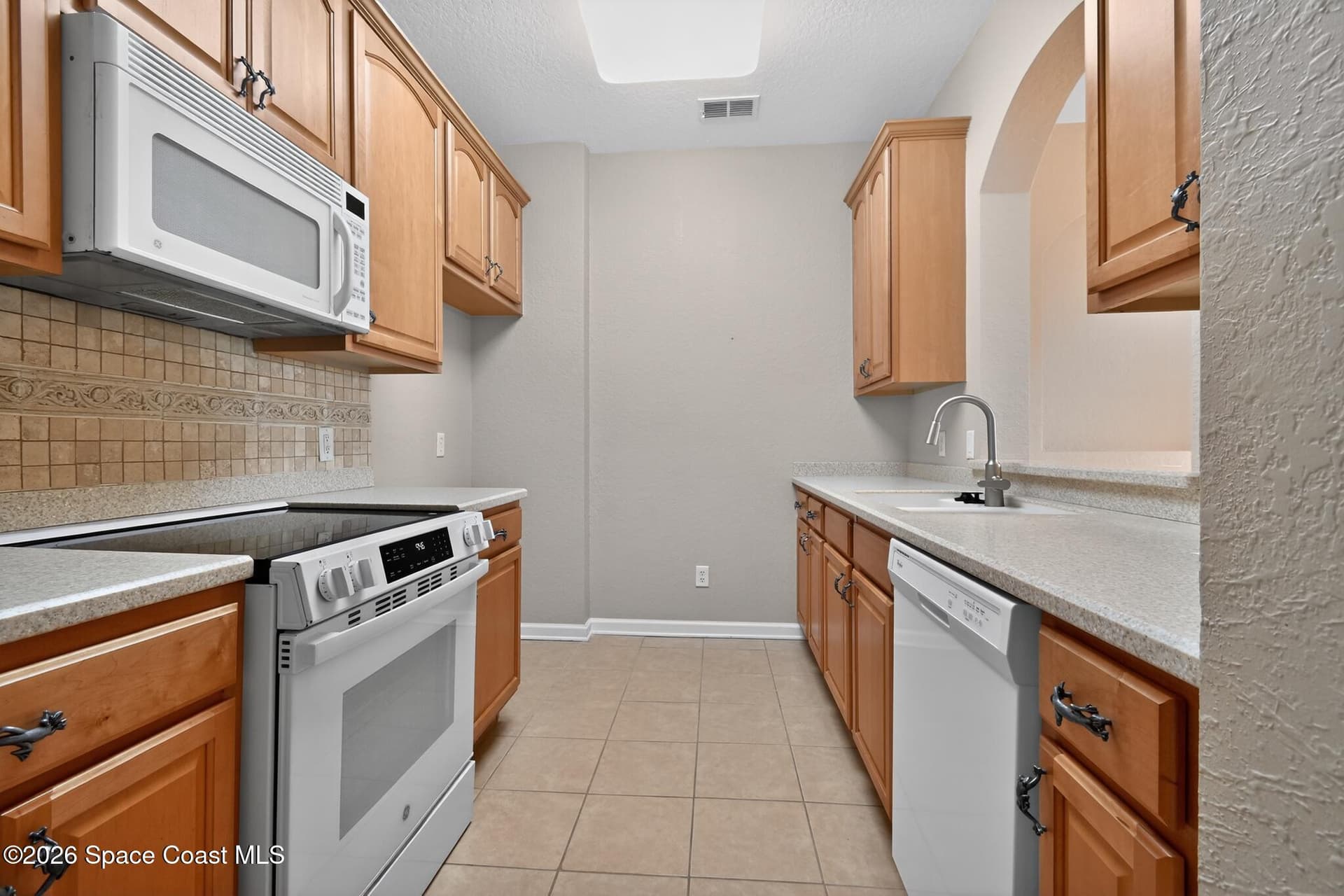 1626 Peregrine Circle 303 photo 7