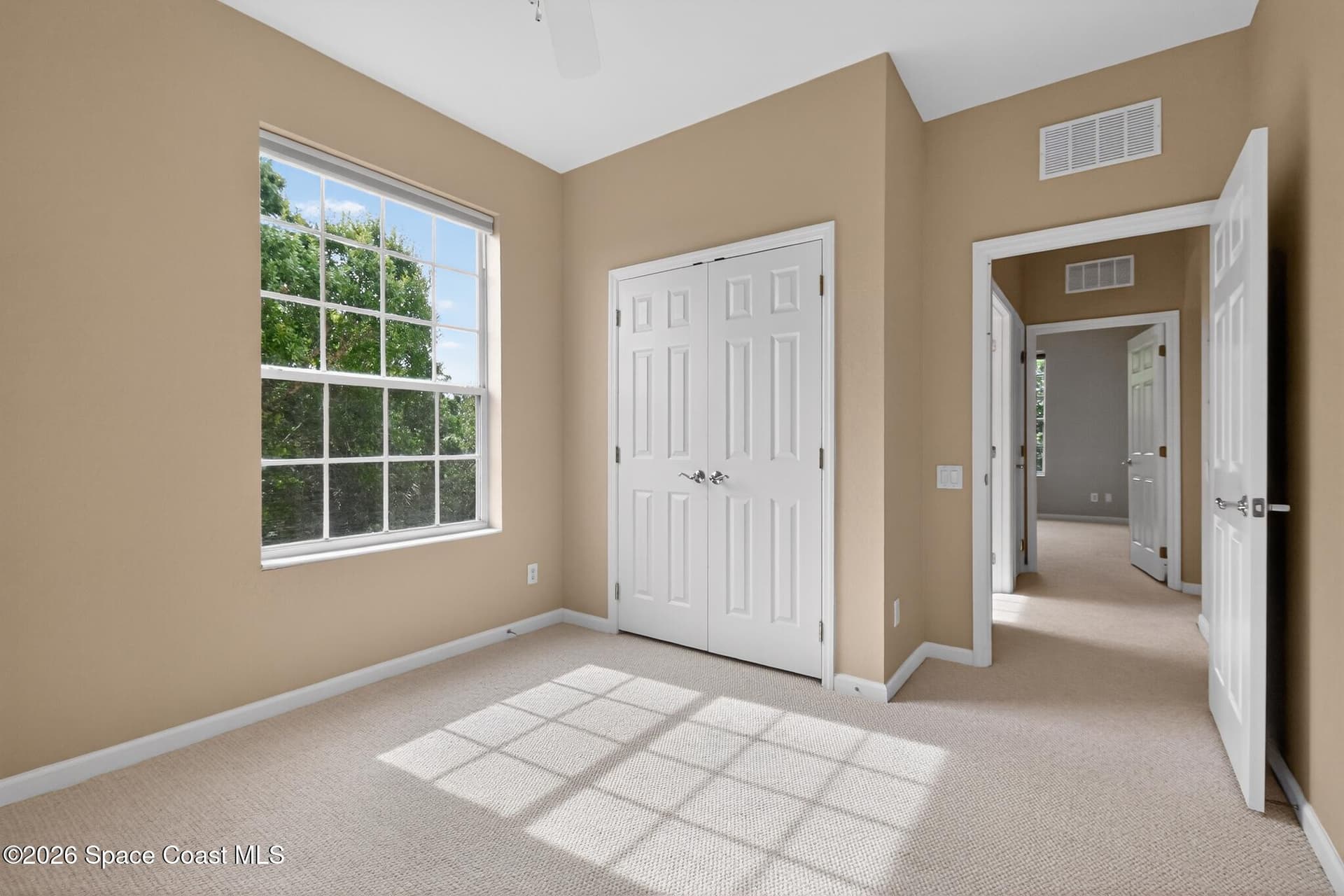 1626 Peregrine Circle 303 photo 16