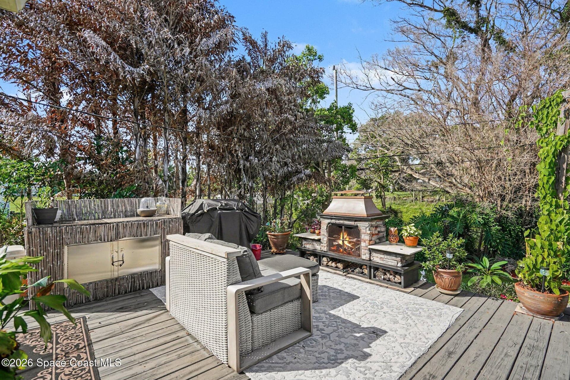 427 Lynn Avenue photo 3