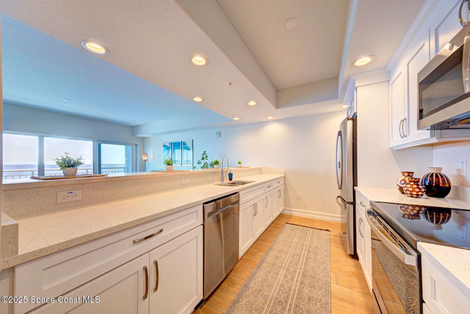 1805 Riverside Drive 504 photo 23