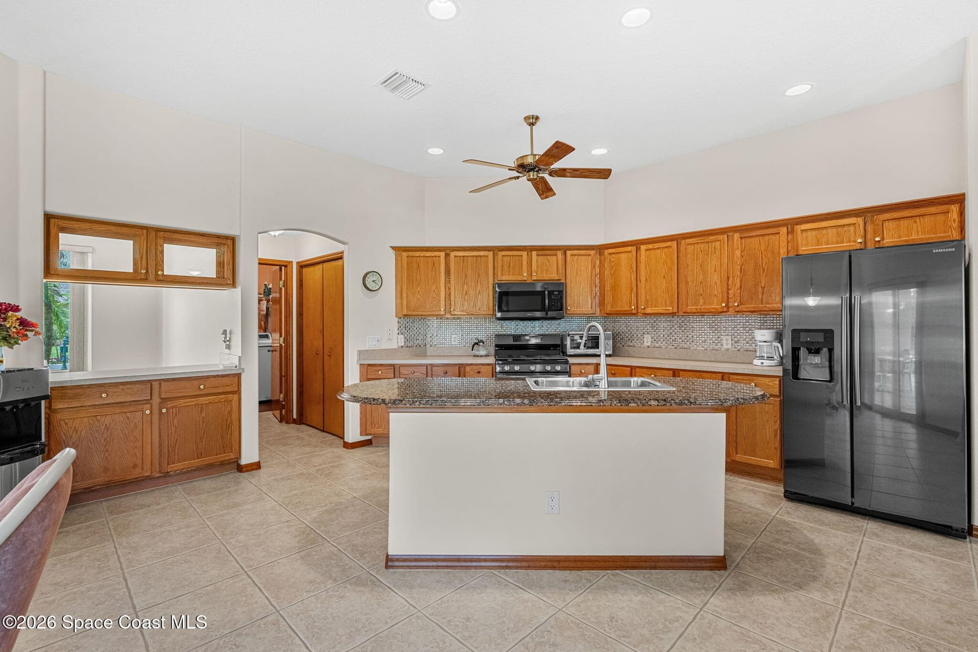940 Gardenbrook Court SE photo 6