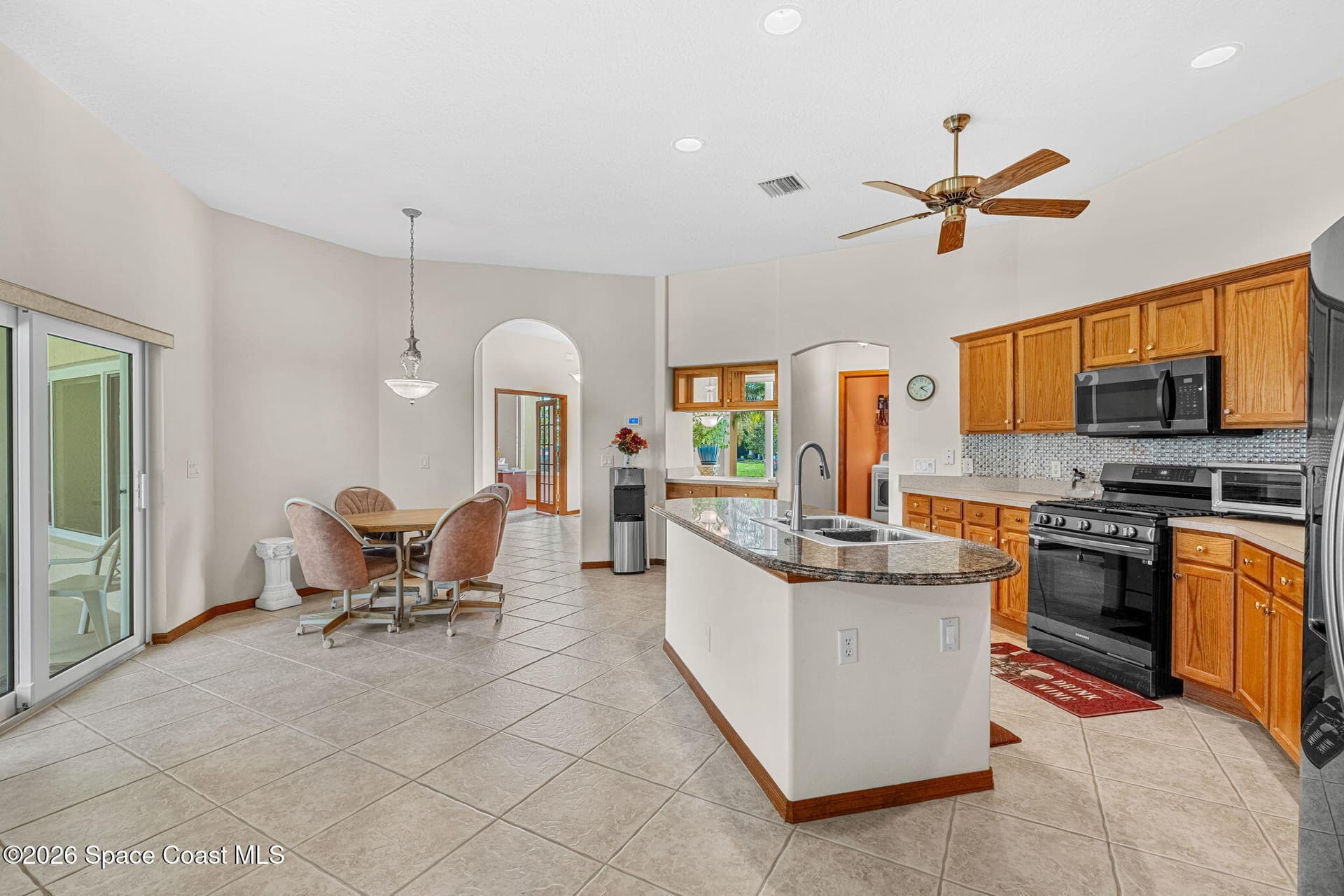940 Gardenbrook Court SE photo 8