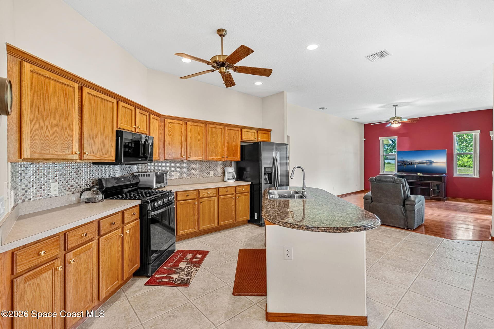 940 Gardenbrook Court SE photo 7