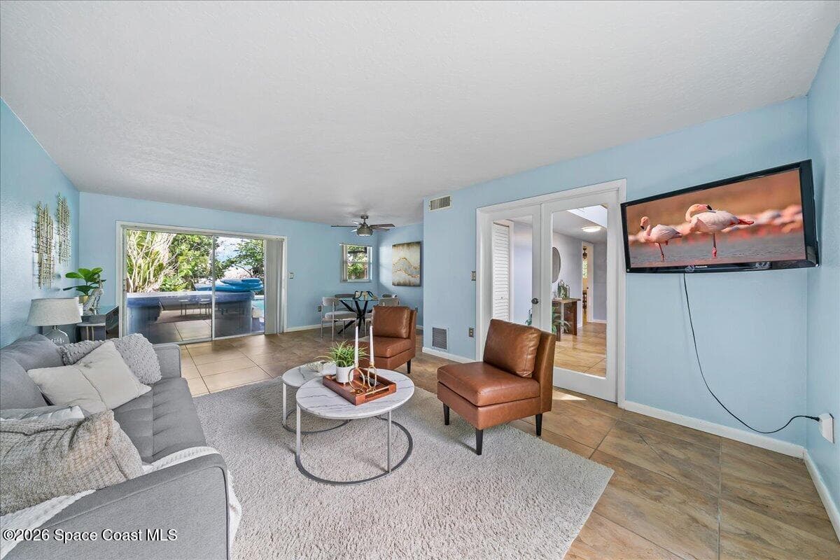 401 Bridgetown Court photo 17
