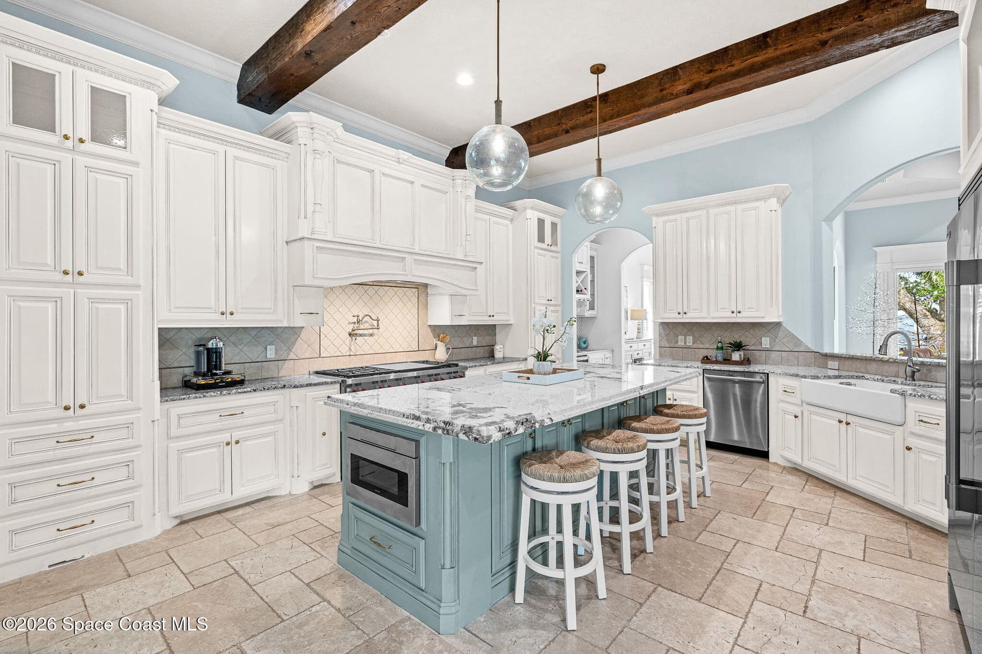 510 N Riverside Drive photo 22