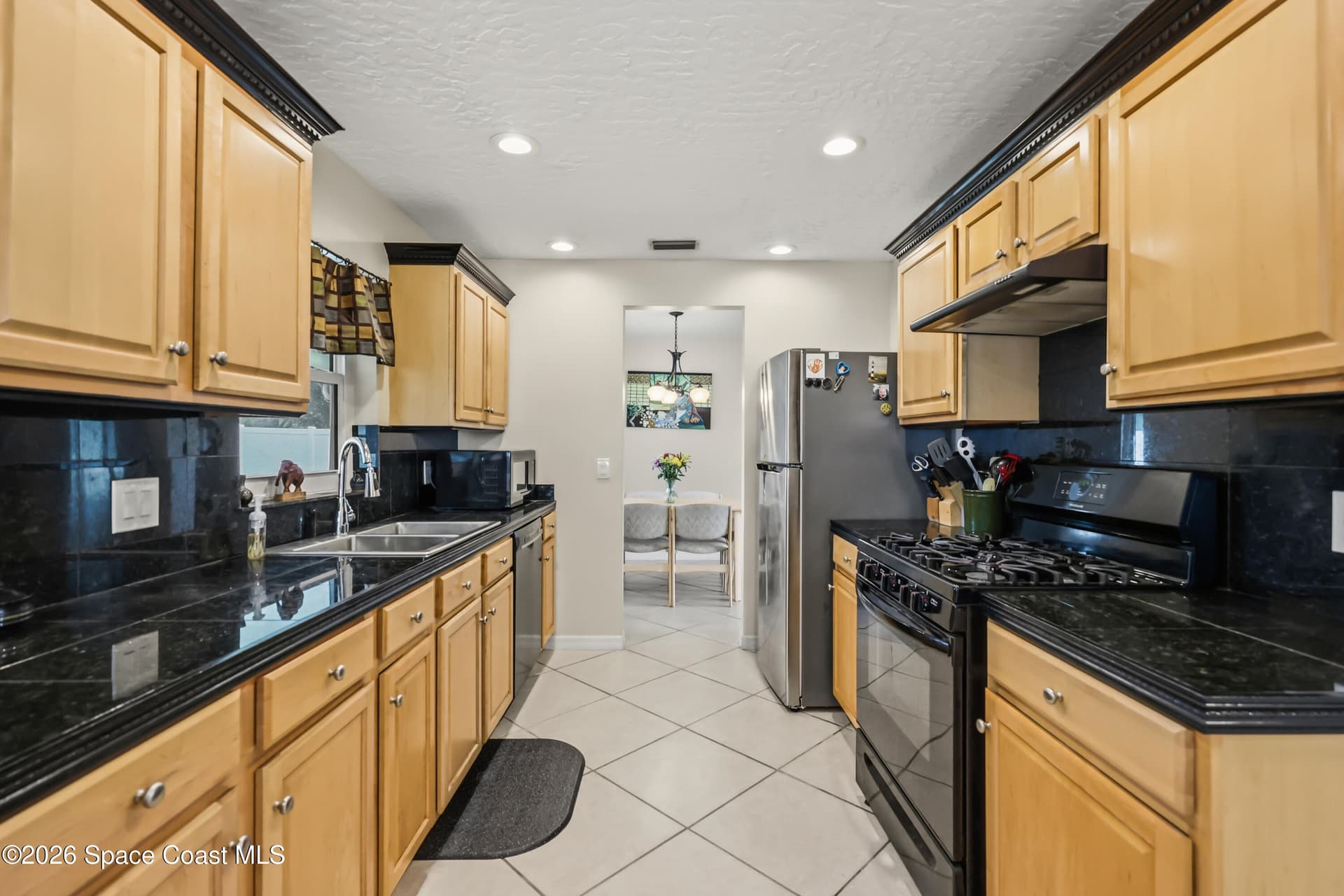 2427 Nobility Avenue photo 12