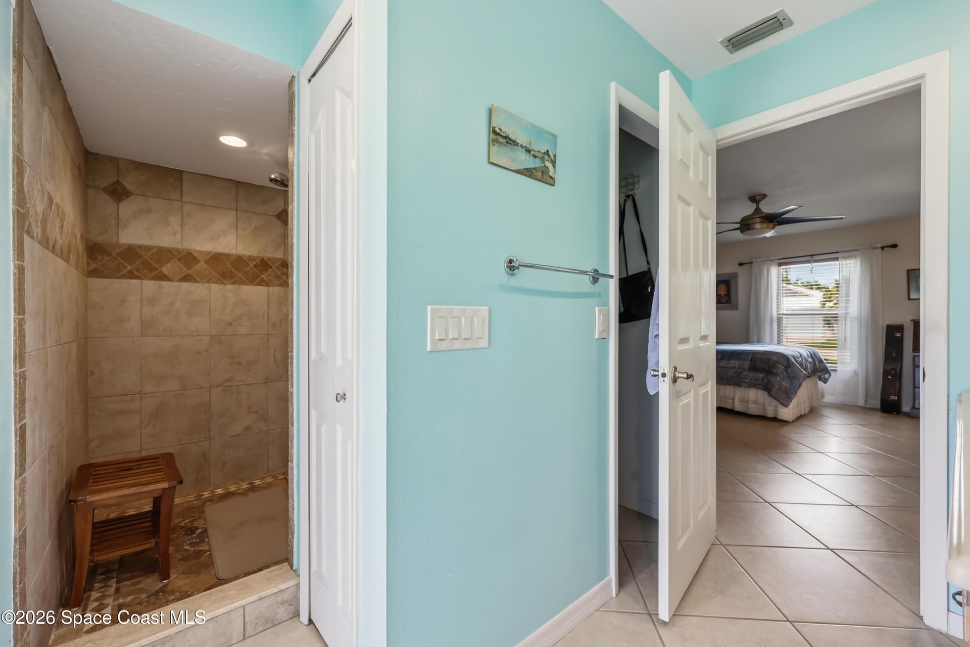 2427 Nobility Avenue photo 19