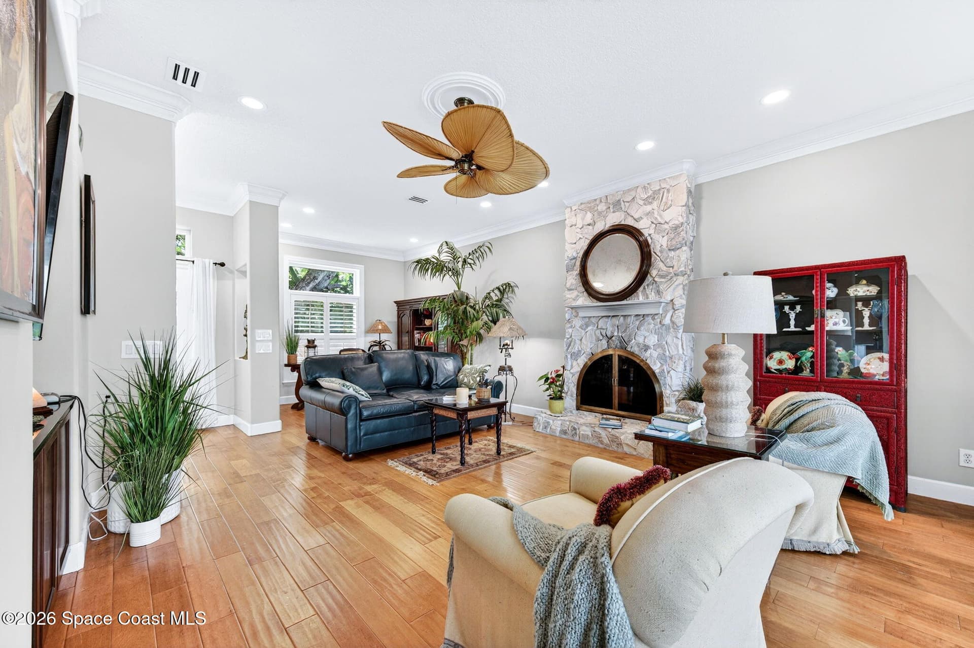 5930 Riverside Drive photo 12