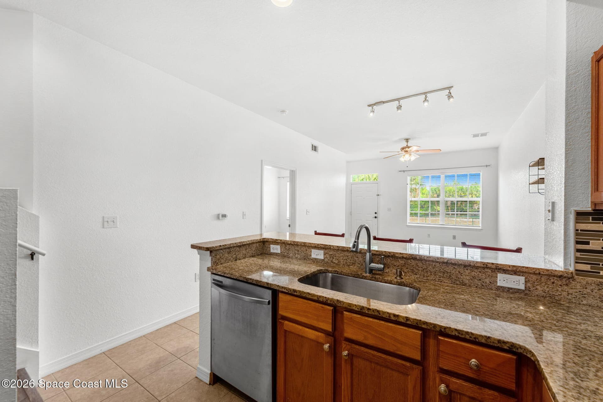 110 Turpial Way 106 photo 18