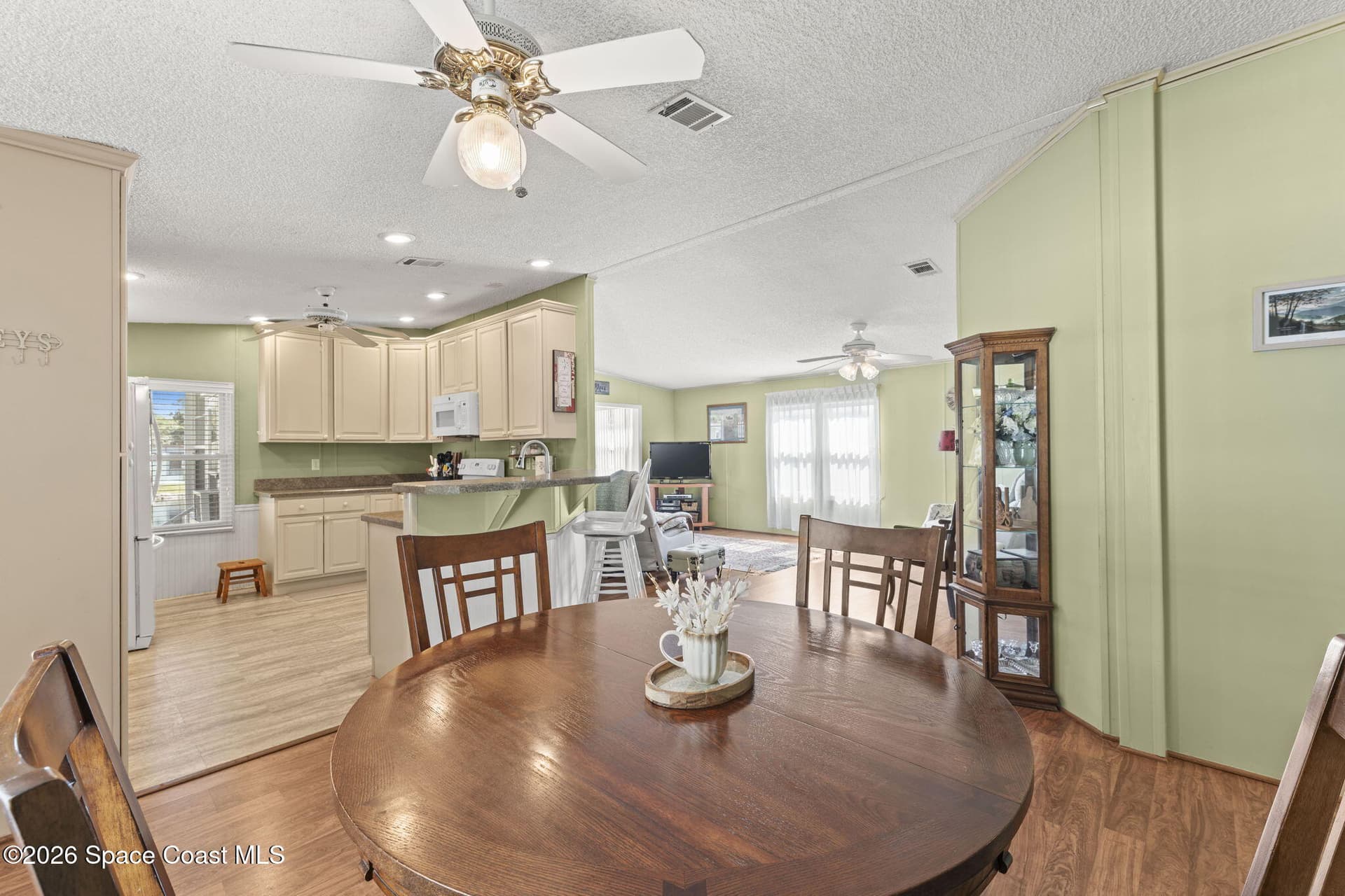 4403 Twin Lakes Drive photo 6