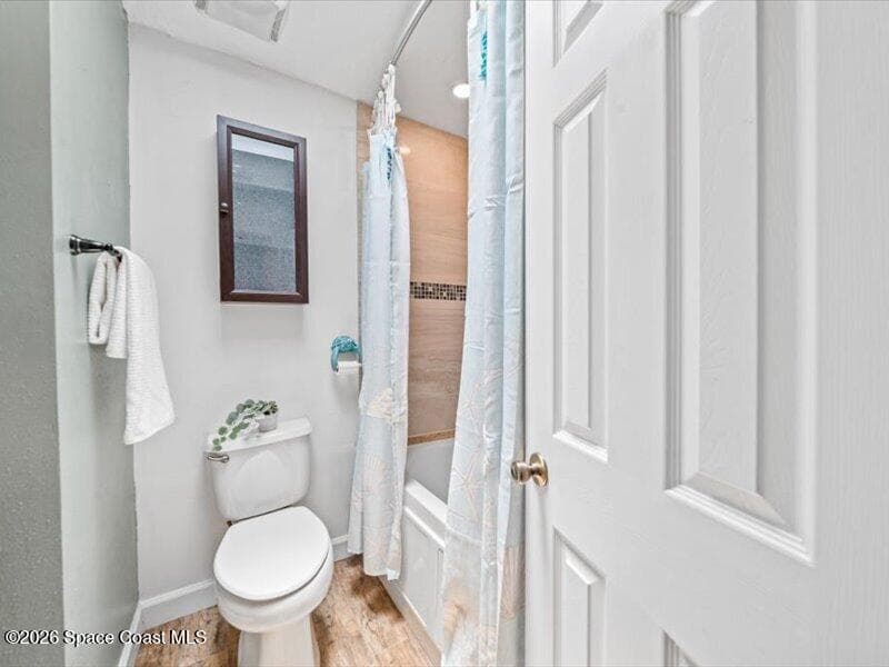 1580 Bream Street photo 21