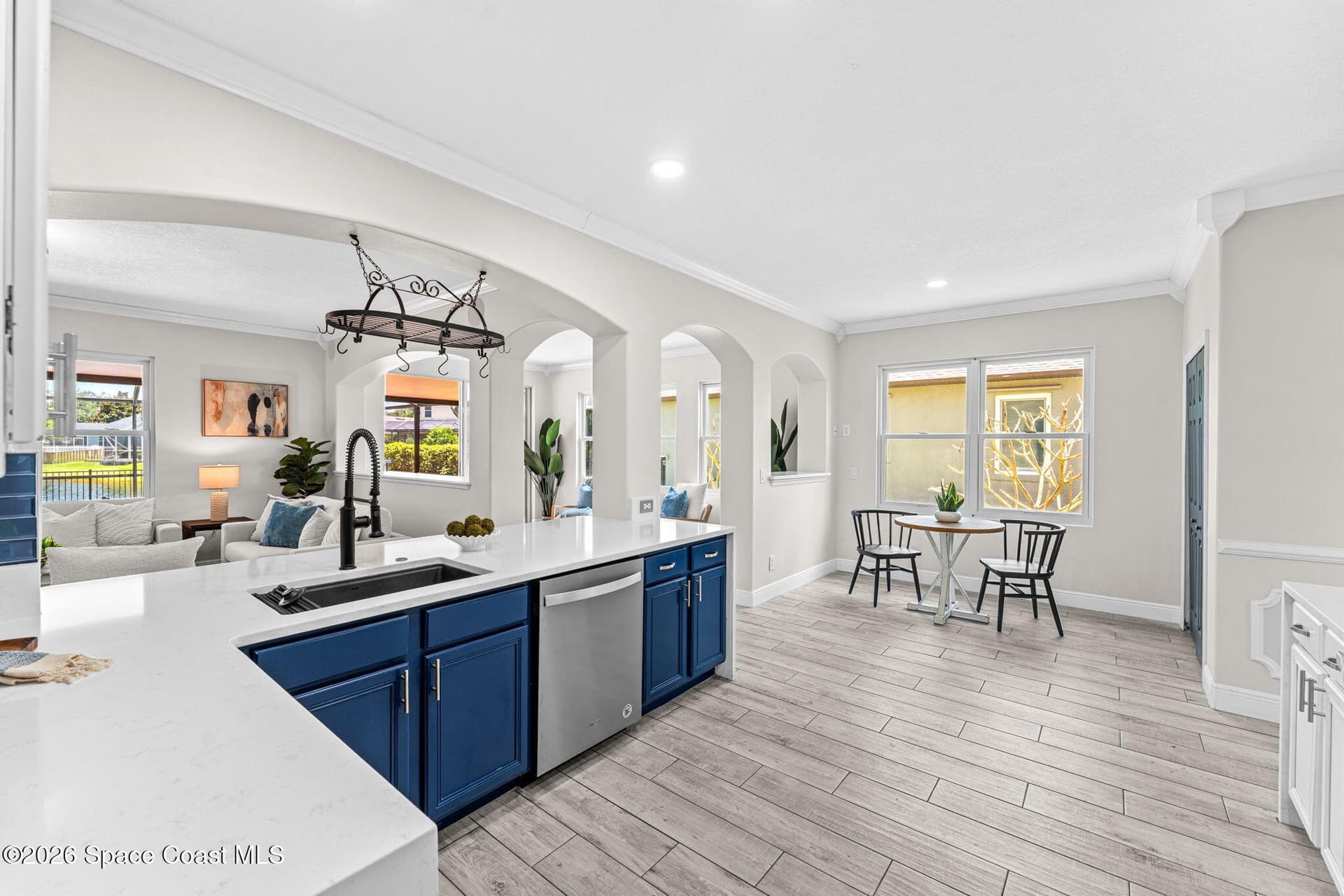 4225 Fenrose Circle photo 9