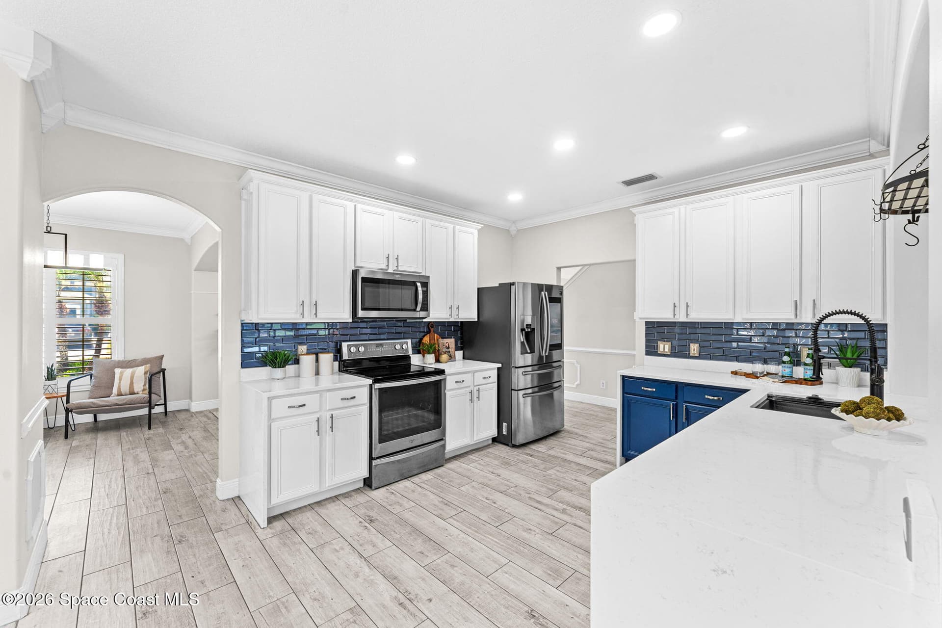 4225 Fenrose Circle photo 11