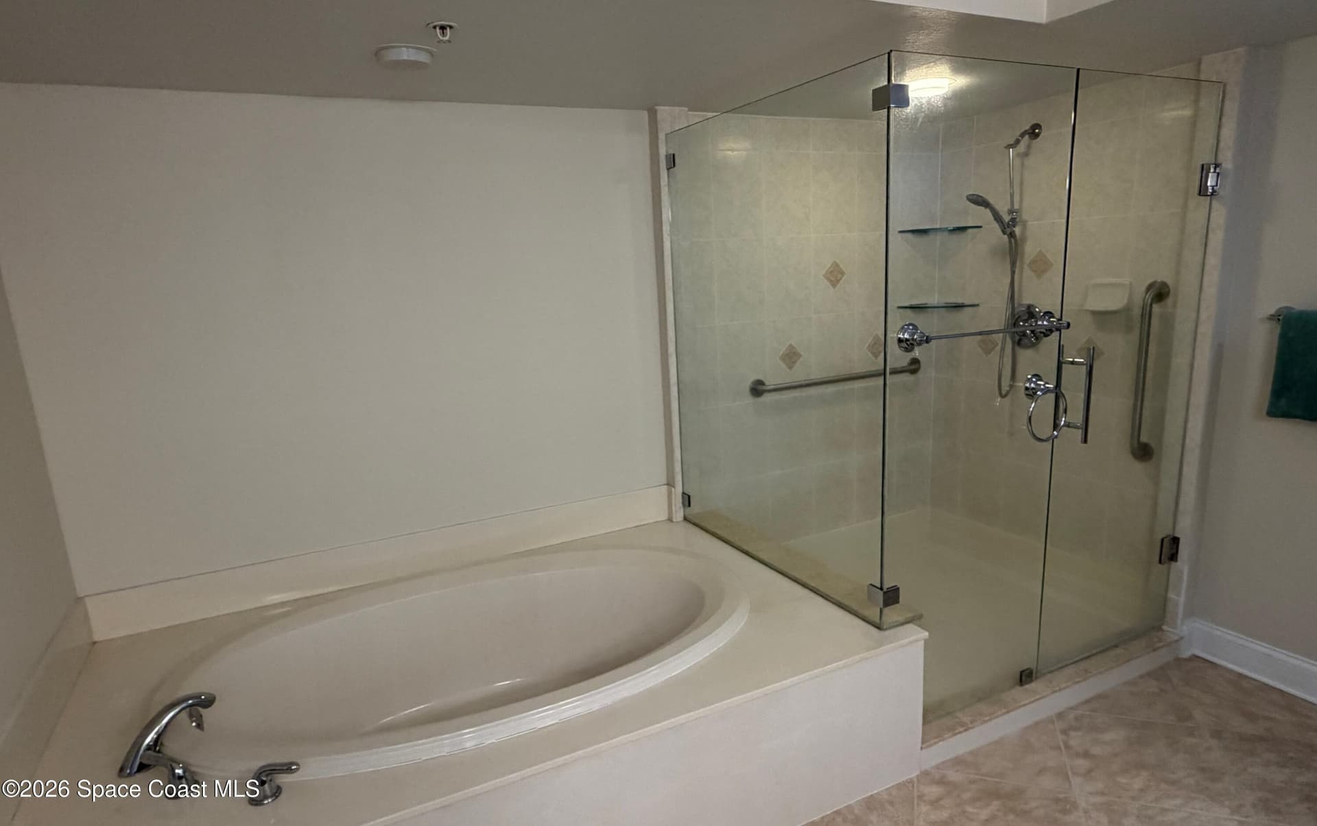 550 Jackson Avenue 303 photo 13