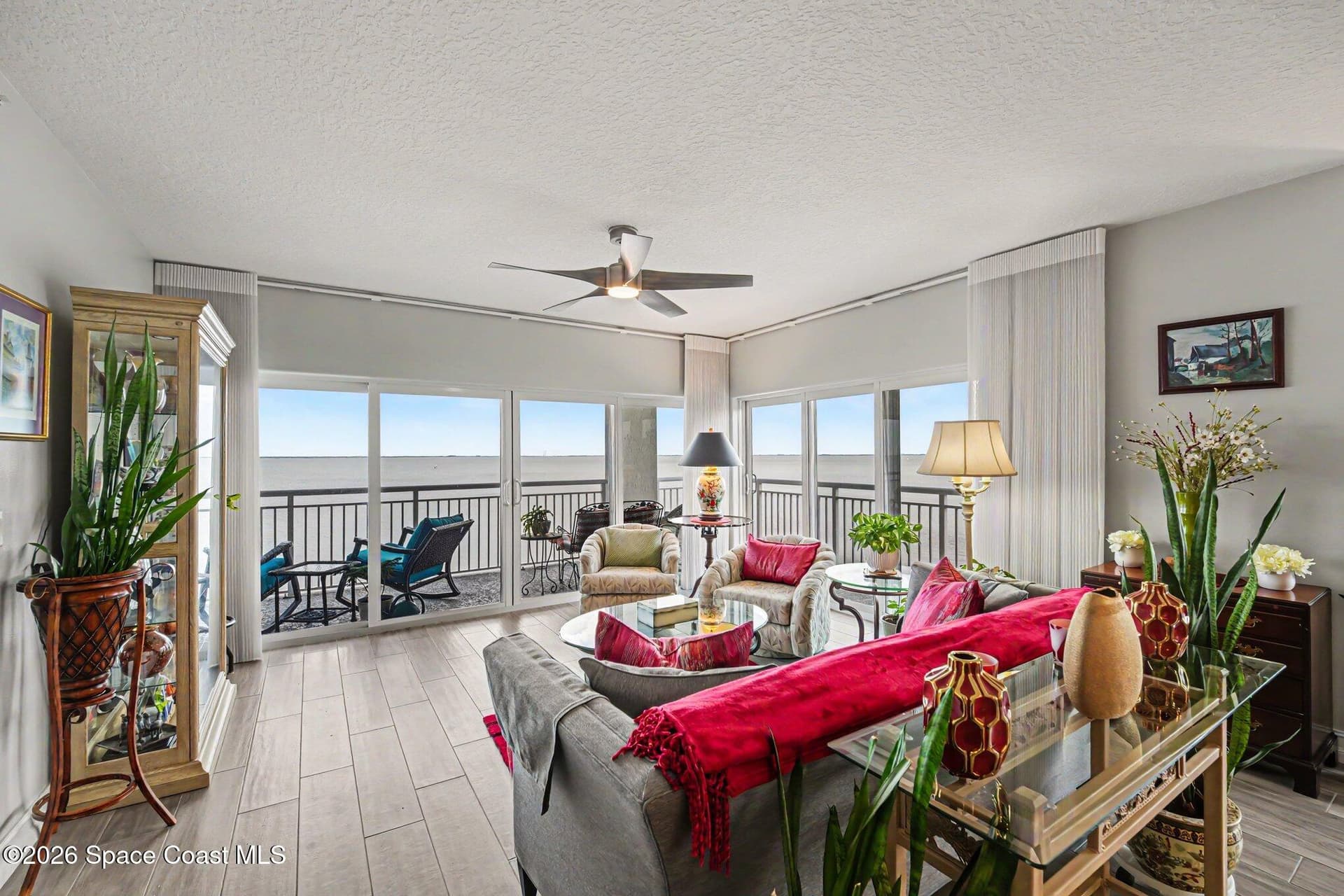 1805 Riverside Drive 410 photo 3