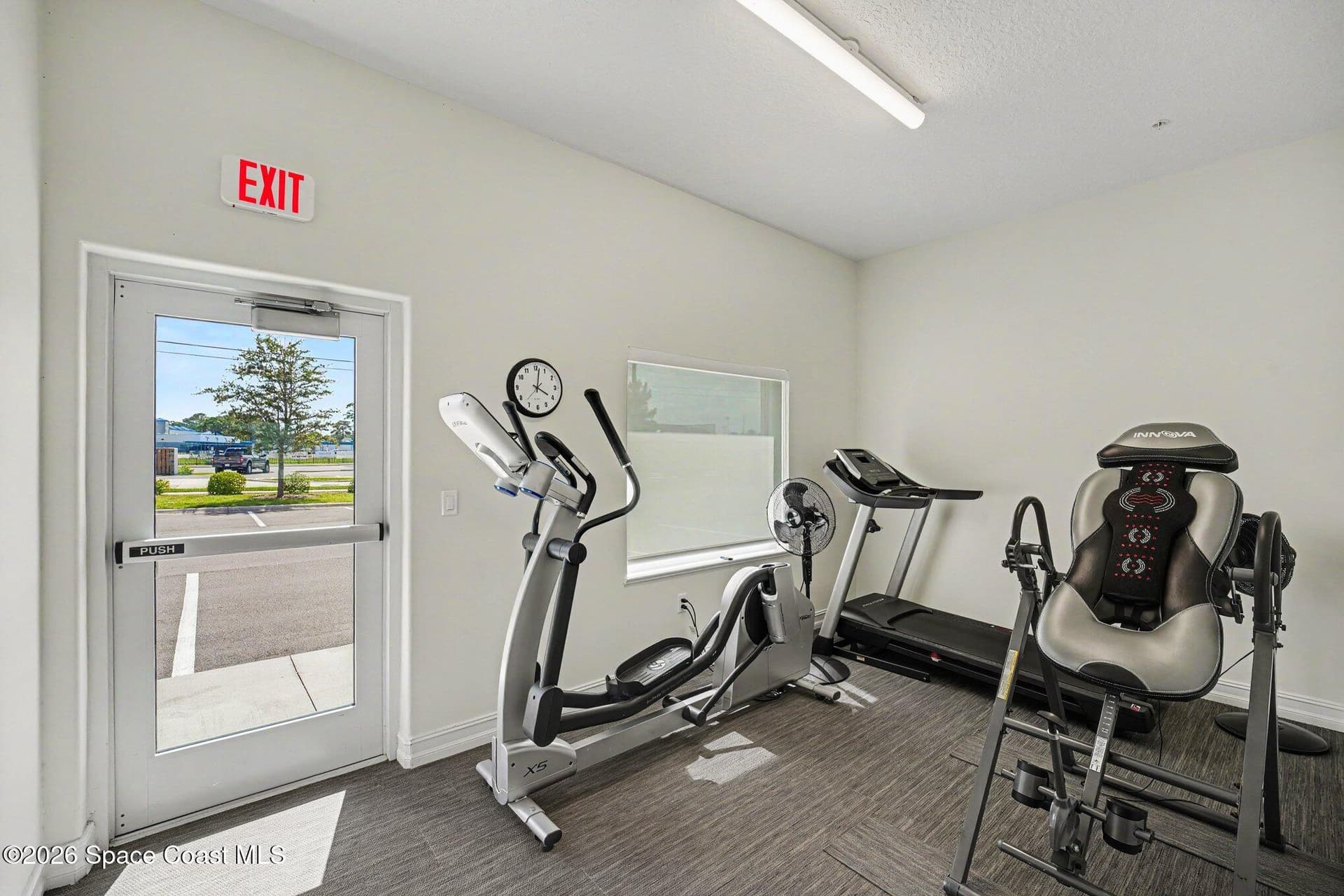 1805 Riverside Drive 410 photo 22