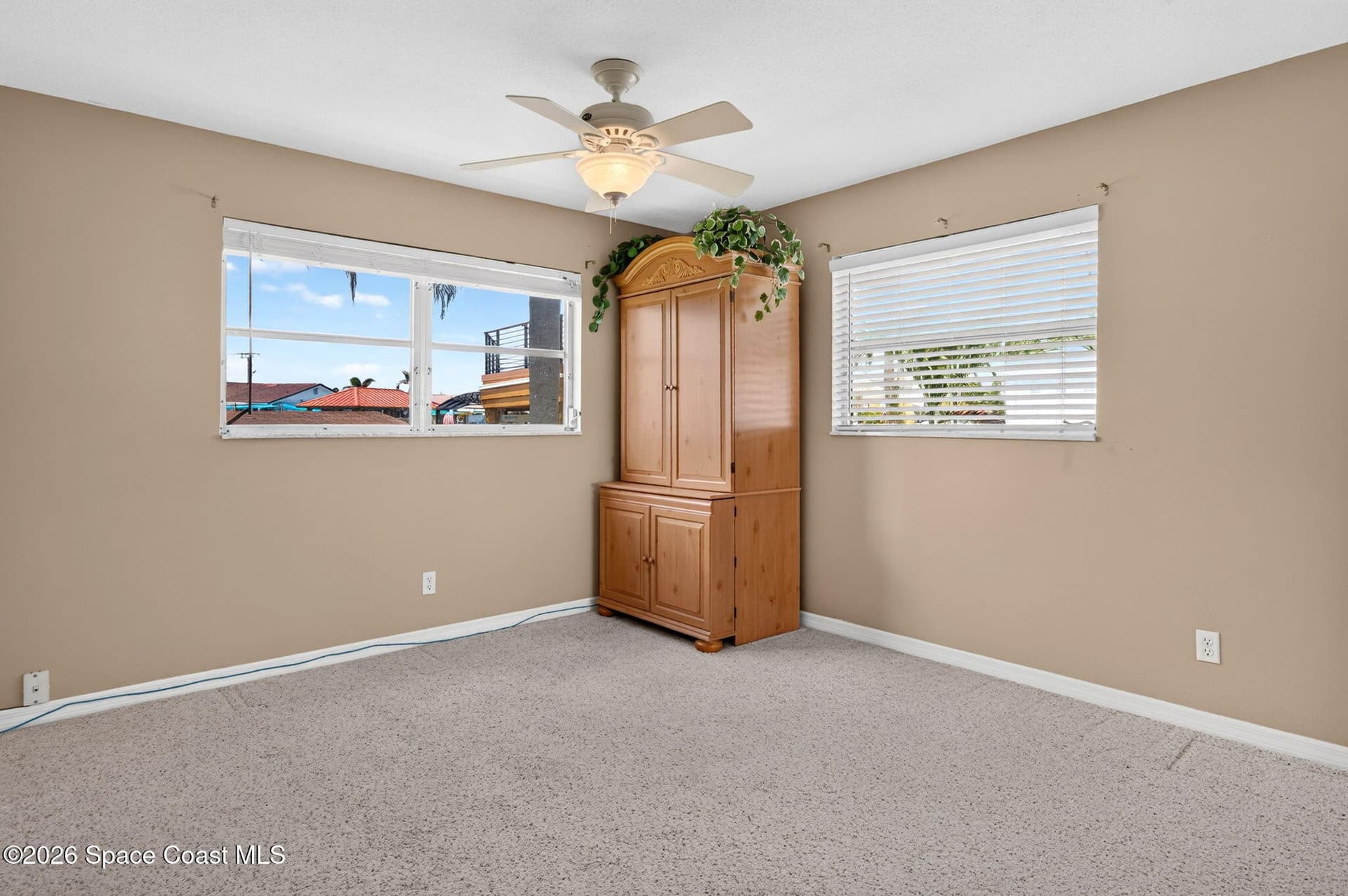 315 Ursa Avenue photo 22