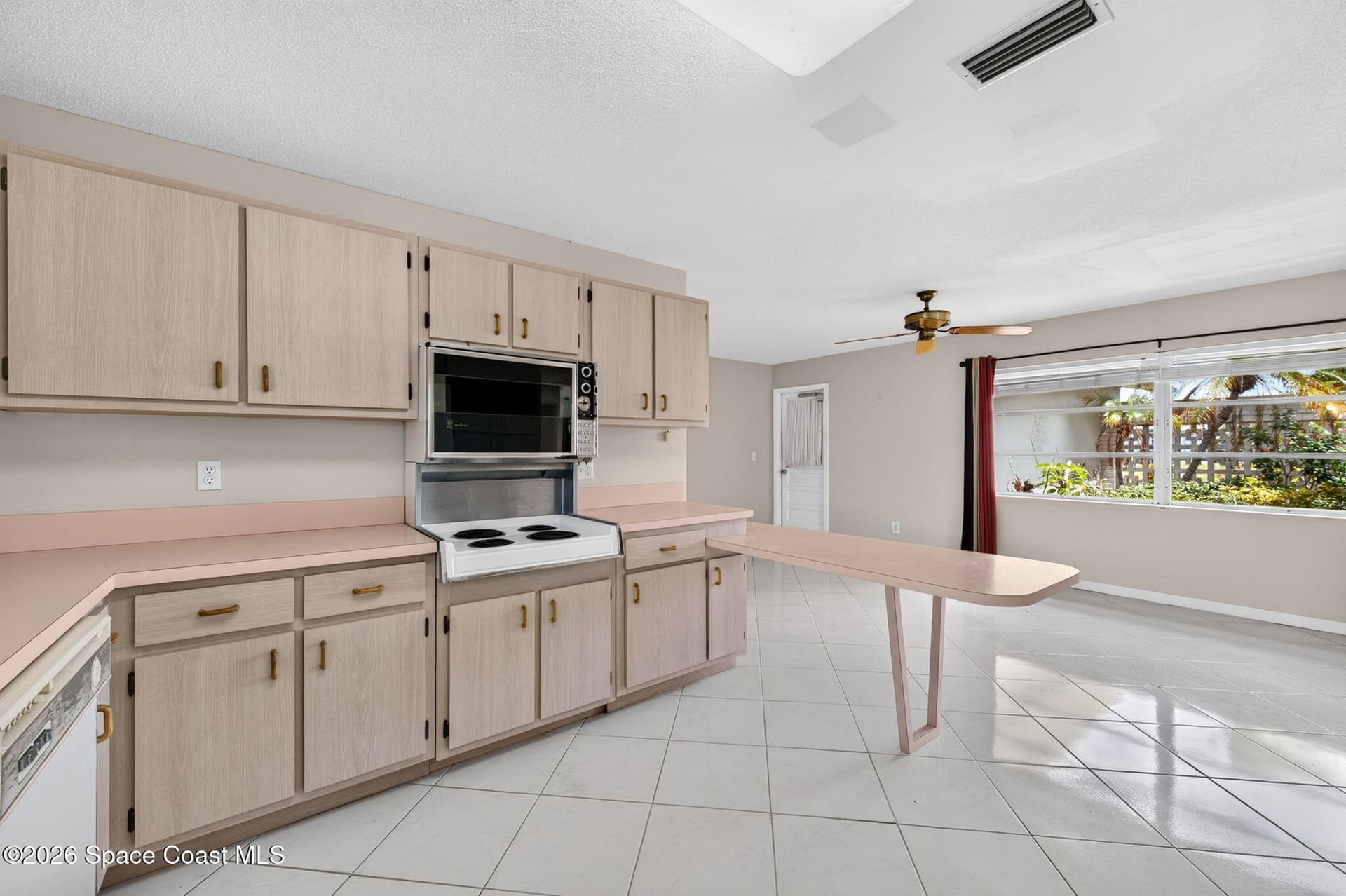 315 Ursa Avenue photo 16