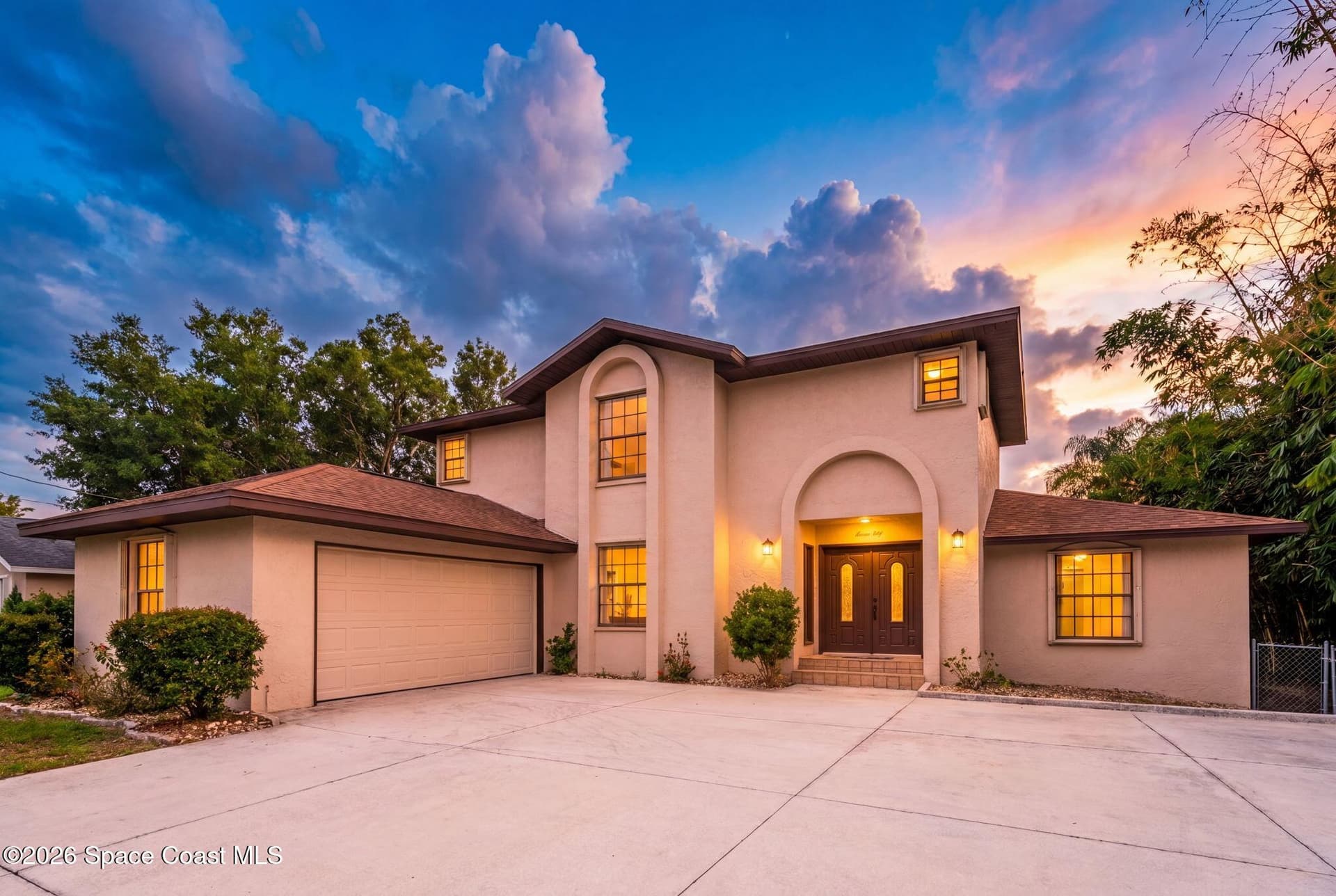 750 W Whitmire Drive photo 3