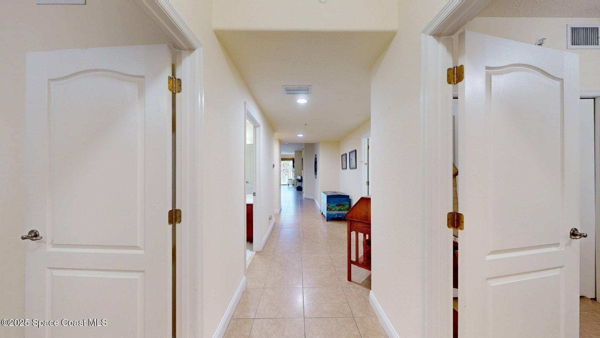 601 N Miramar Avenue 110 photo 8