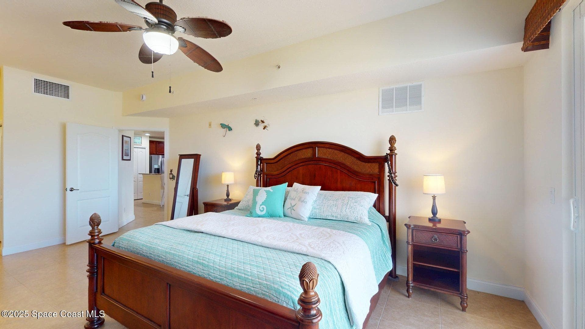 601 N Miramar Avenue 110 photo 24