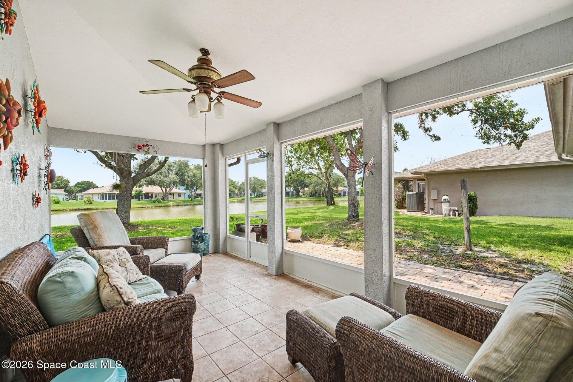 681 Sheridan Woods Drive photo 19